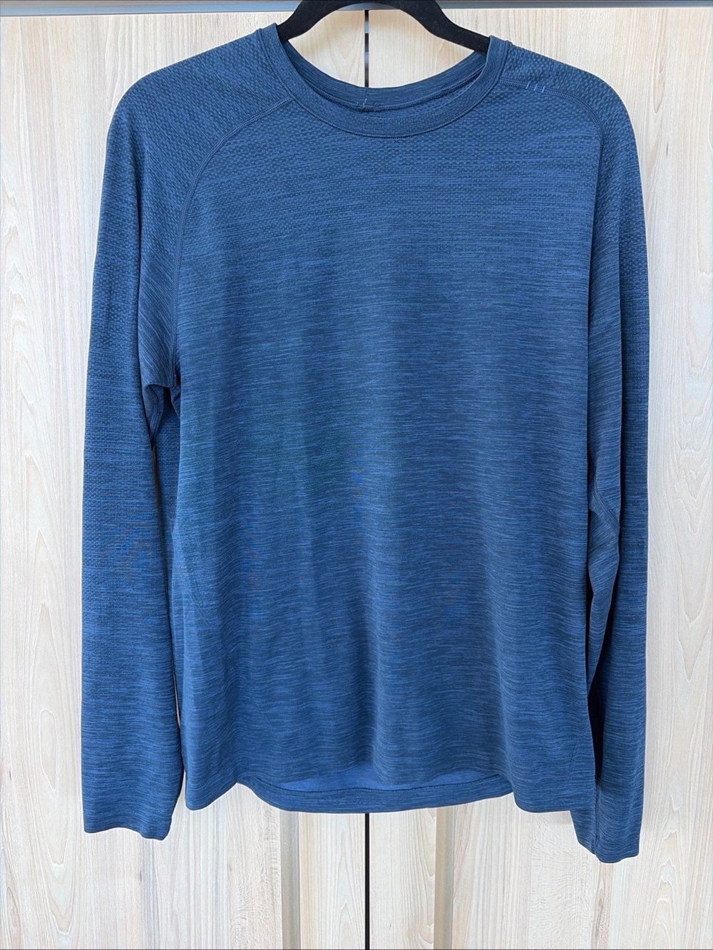 lululemon Metal Vent Tech Long Sleeve Shirt Men’s Blue Size M Athletic Running